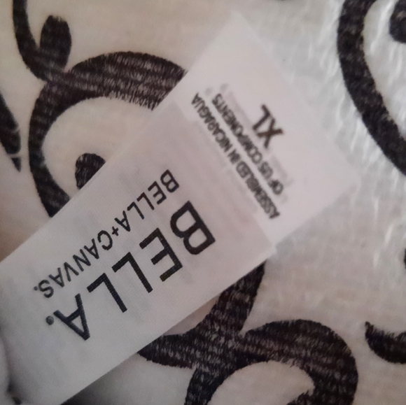 NWOT Thundercats women's t-shirt - Picture 3 of 3